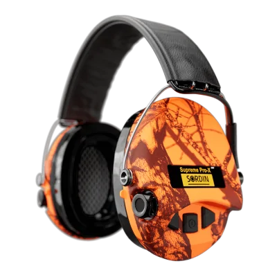 61929cd90cf5d16240d1b609_supreme-led-leather-blaze-heroleft